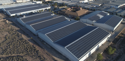 Athenea cumple un año