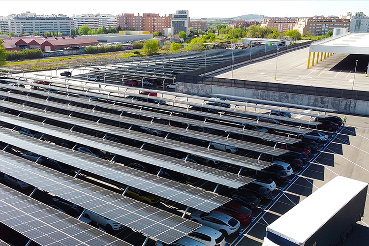 Icoenergía. Marquesinas fotovoltaicas Stellantis