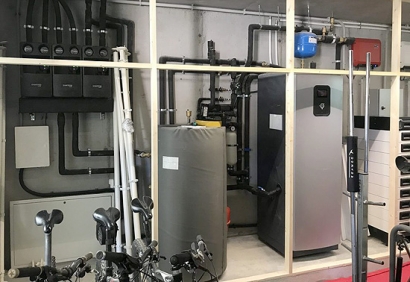 Una vivienda unifamiliar con autoconsumo con baterías y geotermia para climatización