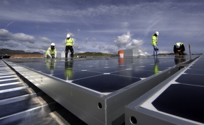 Four islands off Sri Lanka to receive solar, wind power