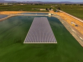 California: En operaciones el primer sistema fotovoltaico flotante público