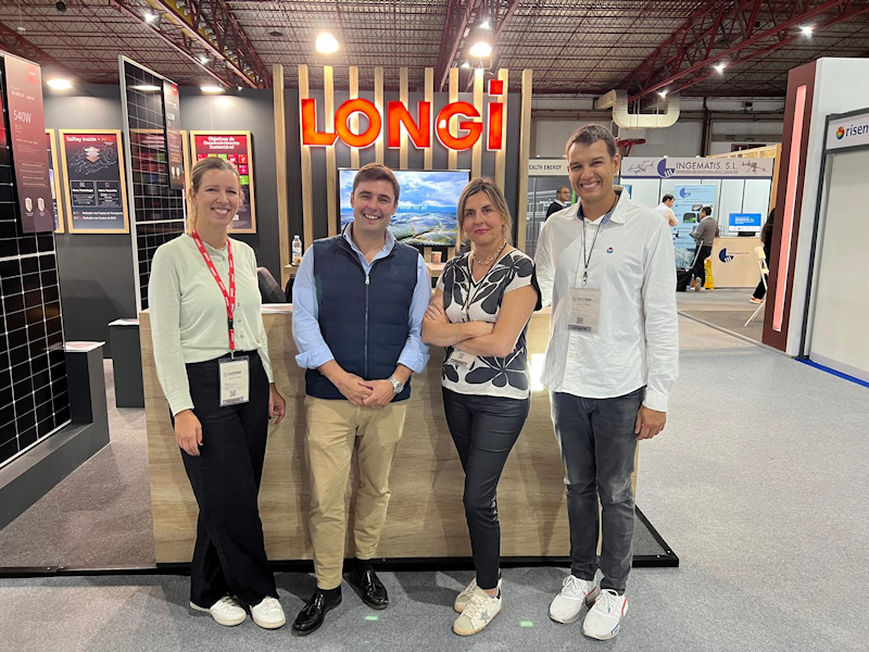 LONGi And Bling Energy Sign Agreement For High Efficiency Back Contact Modules