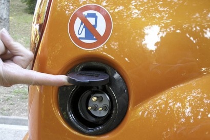  Zunder recibe 22,5 millones de euros de la Comisión Europea para instalar 1.002 puntos de recarga rápida en España 