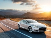 Tesla unveils new financing strategy to spur growth of Model S market