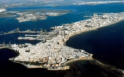 Cádiz crea las mesas de pobreza y transición energética hacia un modelo 100% renovable